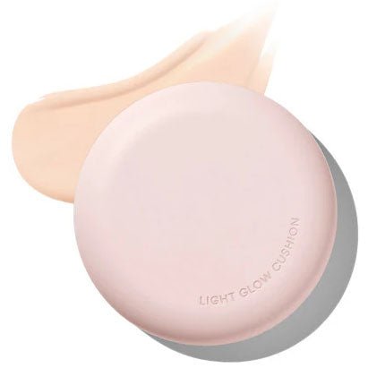 Buy Innisfree Light Glow Cushion 14g at Lila Beauty - Korean and Japanese Beauty Skincare and Makeup Cosmetics