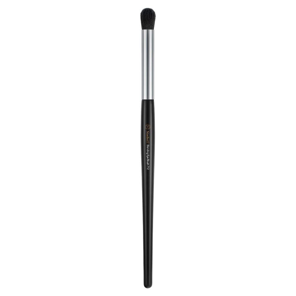 Buy Studio 17 Blending Eye Brush 712 at Lila Beauty - Korean and Japanese Beauty Skincare and Makeup Cosmetics