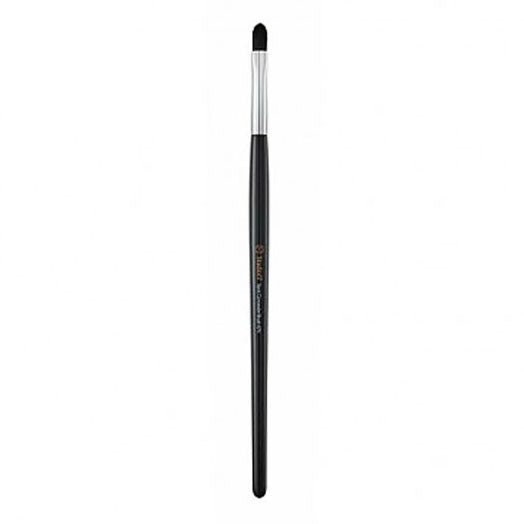 Buy Studio 17 Spot Concealer Brush 474 at Lila Beauty - Korean and Japanese Beauty Skincare and Makeup Cosmetics